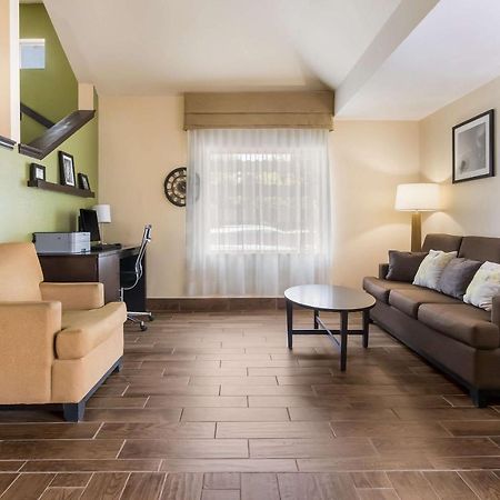 Sleep Inn Airport Sioux Falls Bagian luar foto