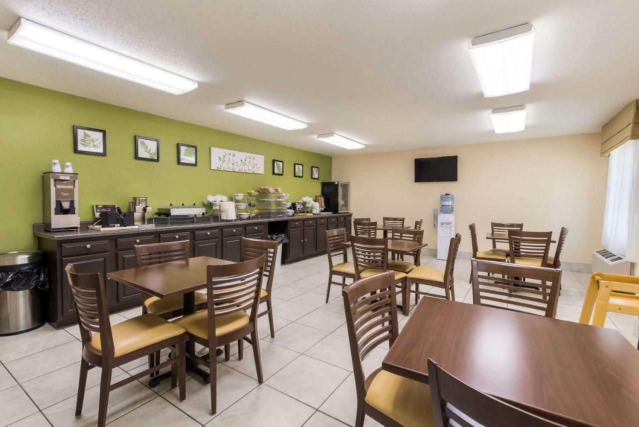 Sleep Inn Airport Sioux Falls Bagian luar foto