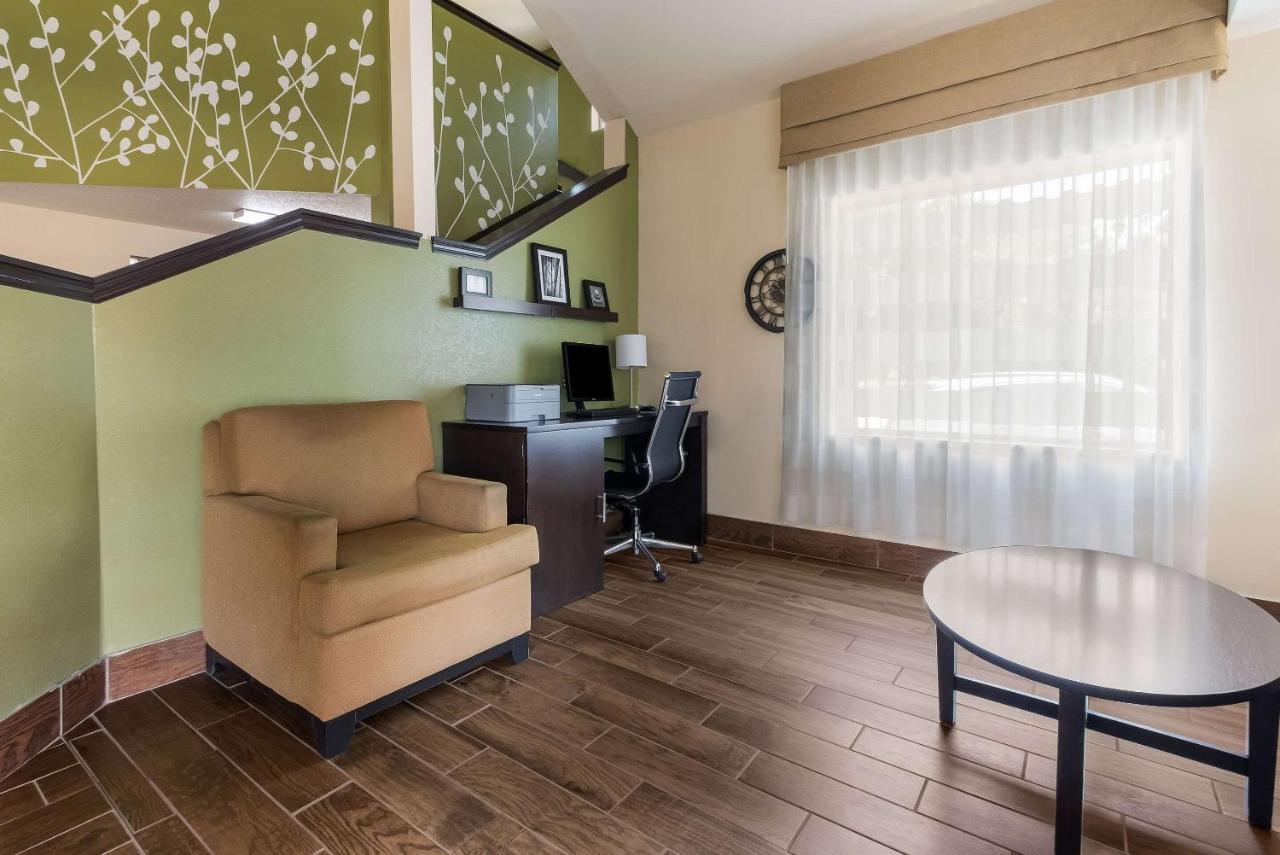 Sleep Inn Airport Sioux Falls Bagian luar foto